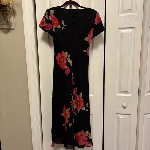 Jones Wear Black Maxi Dress with Pink Floral Design - Picture 7 of 7